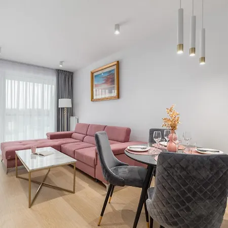 Westin House By Renters Aparthotel Kołobrzeg